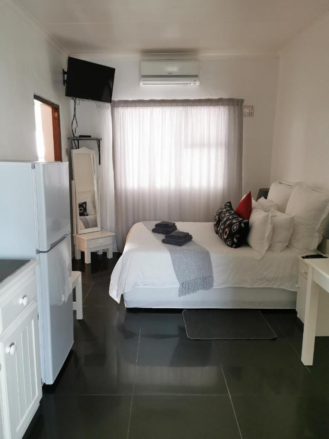Ballina Ga-El Guesthouse Port Elizabeth Extérieur photo